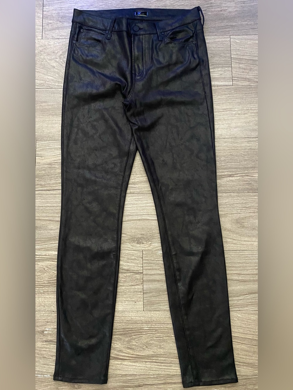 MOTHER The Charmer Look But Don’t Touch Black Coated Skinny Jeans